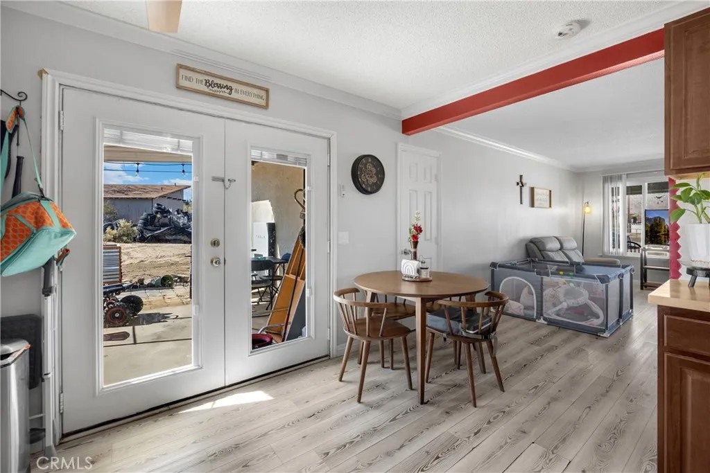 7525 Sherman Hoyt Ave.