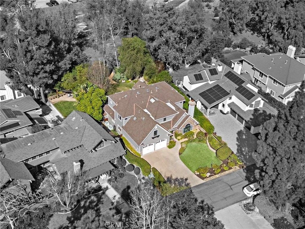 Photo of 23461 Via Codorniz, Coto De Caza, CA 92679 (MLS # OC26015480)