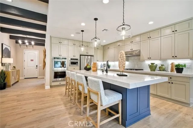 3051 Orchard Lane