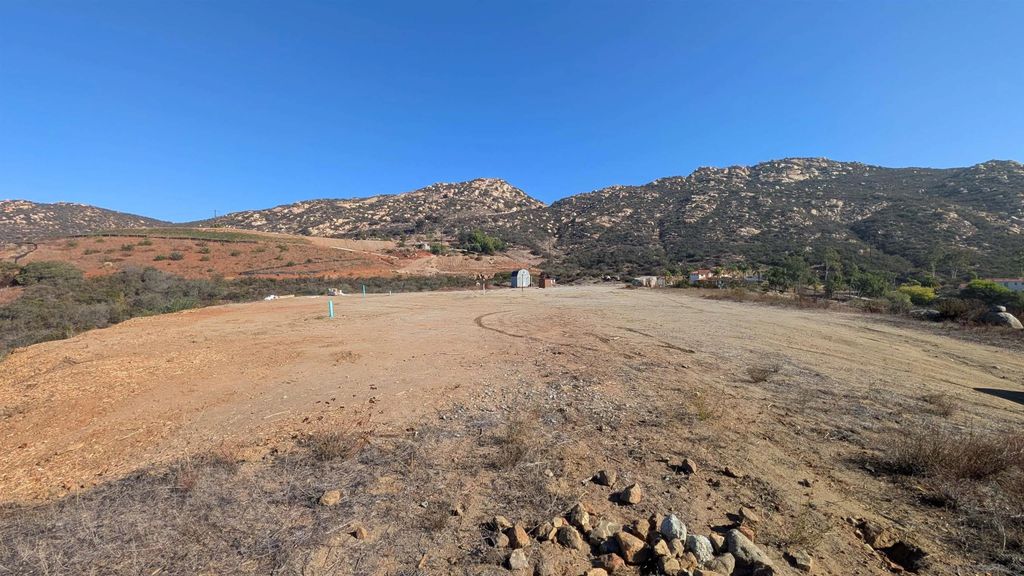 Photo of 1496 Montana Serena Ct, El Cajon, CA 92021 (MLS # 260006480)