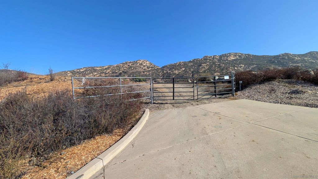 Photo of 1496 Montana Serena Ct, El Cajon, CA 92021 (MLS # 260006480)