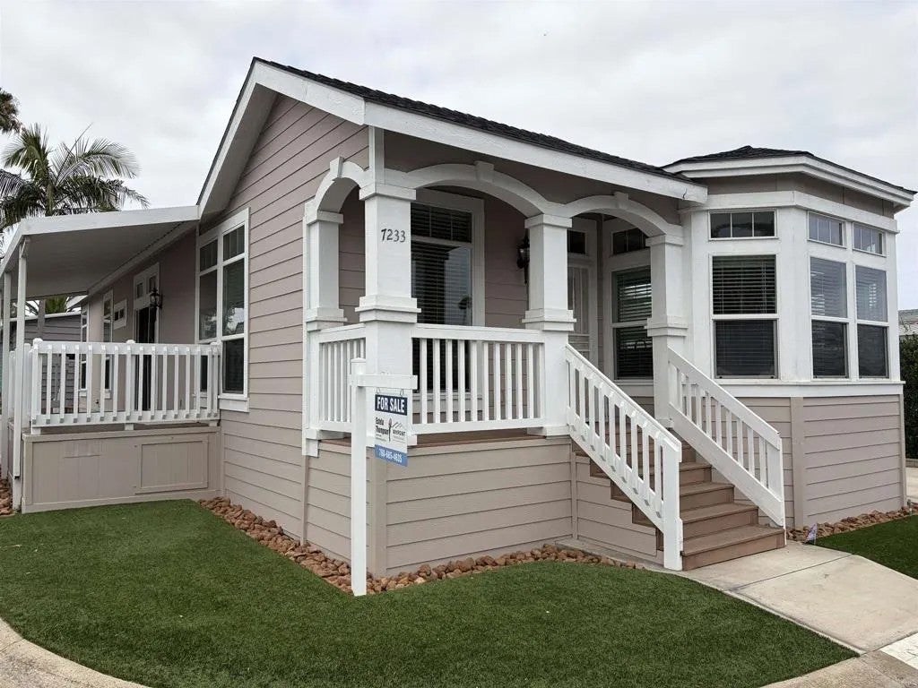Photo of 7233 San Bartolo St, Carlsbad, CA 92011 (MLS # NDP2608239)