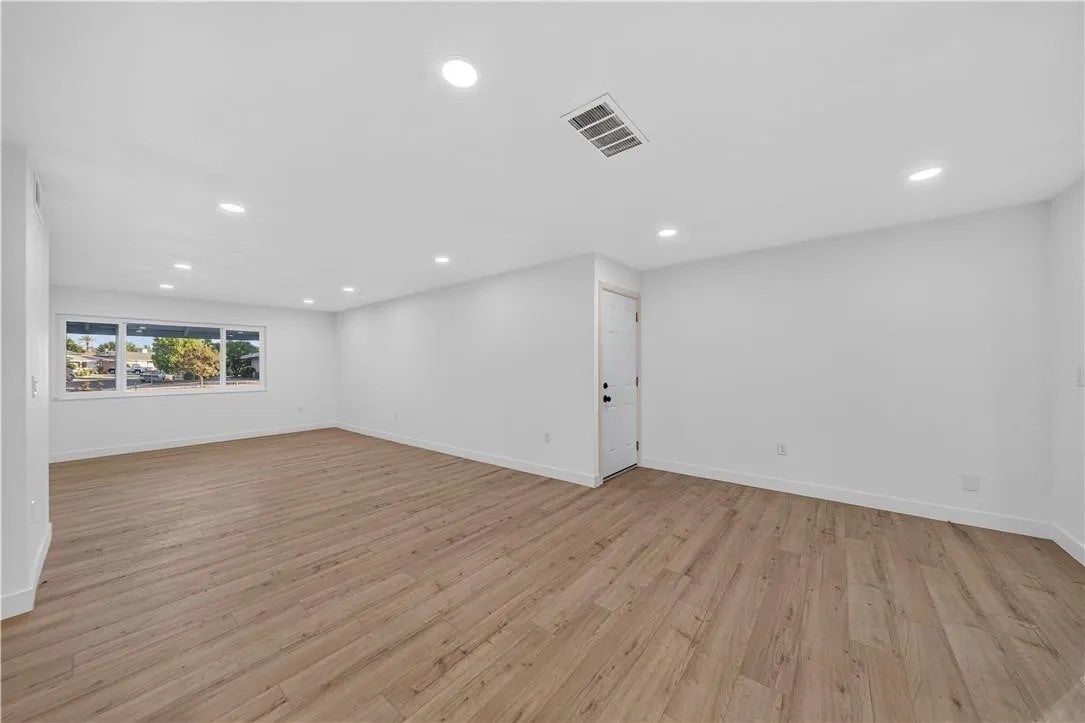 26790 Oakmont Drive