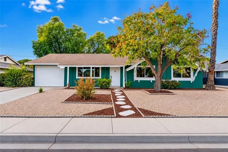 26790 Oakmont Drive