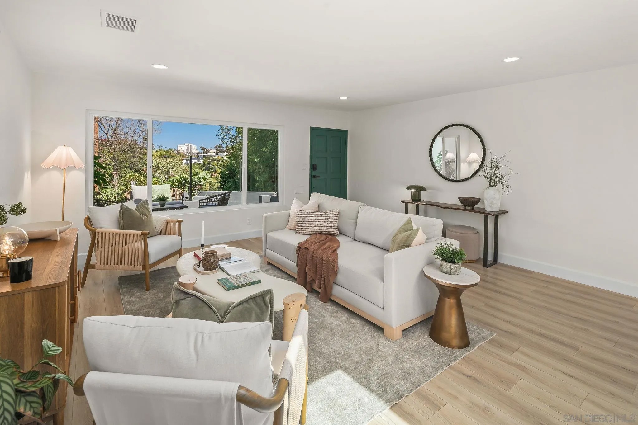 4220 Ibis Street