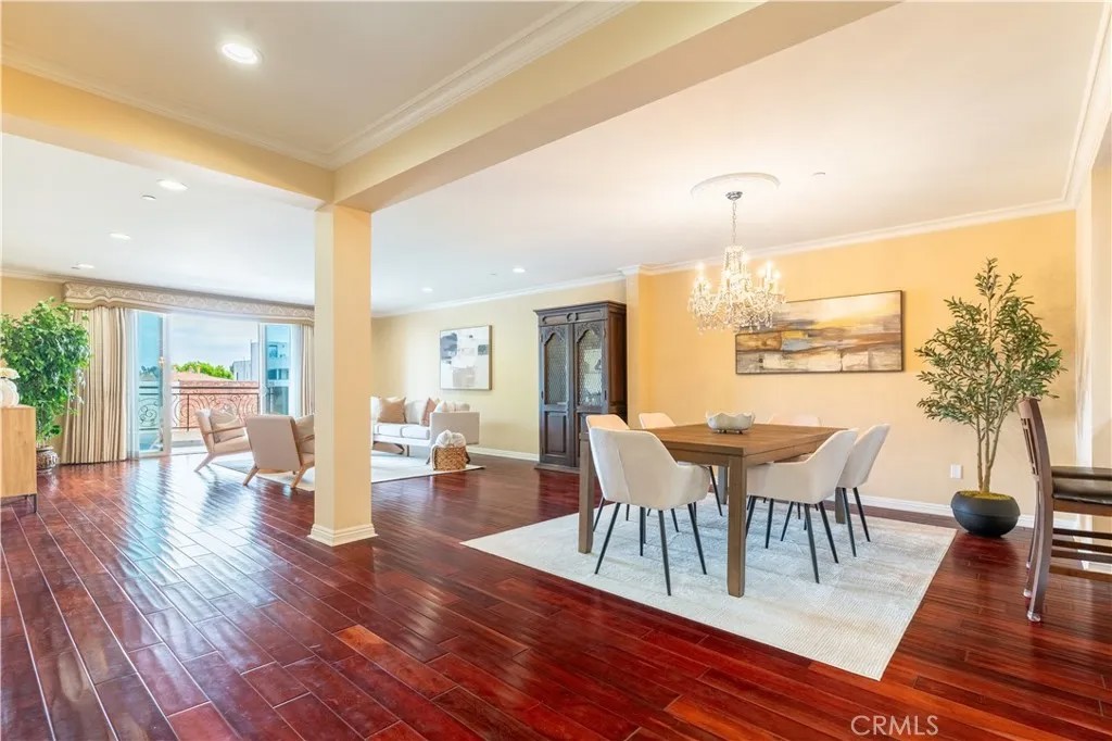 4533 Vista Del Monte Avenue 201