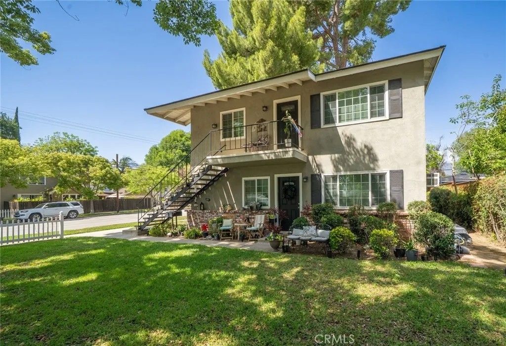Photo of 2309 5th Street, La Verne, CA 91750 (MLS # CV26082175)