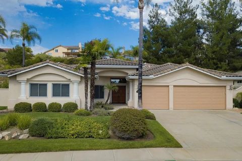 Photo of 296 Camino Tablero, Escondido, CA 92029 (MLS # NDP2510117)