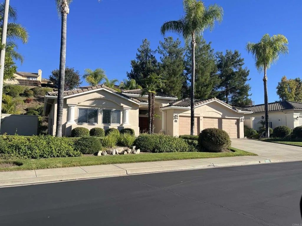 Photo of 296 Camino Tablero, Escondido, CA 92029 (MLS # NDP2510117)