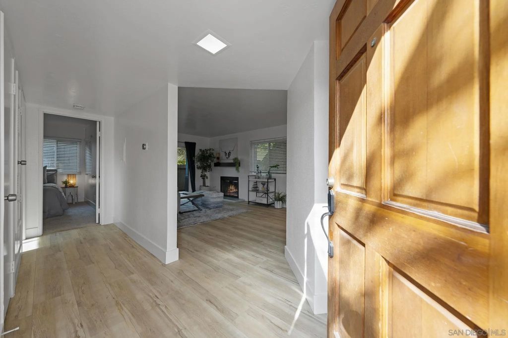 Photo of 3002 Blue Oak Ct, Spring Valley, CA 91978 (MLS # 250044169)