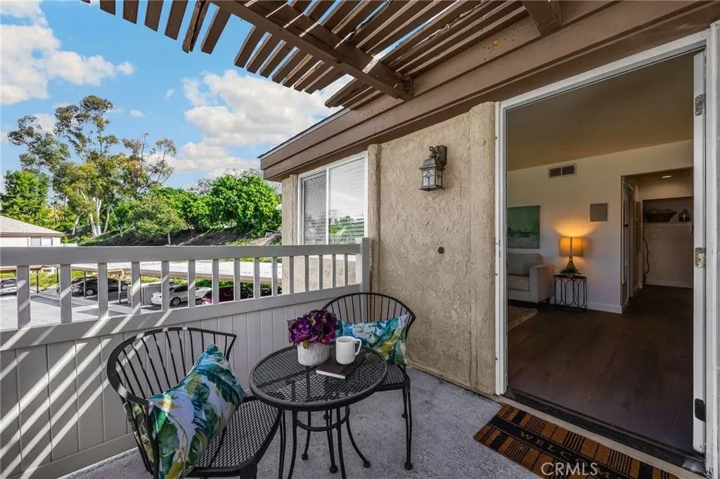 Photo of 25652 Rimgate Dr, Lake Forest, CA 92630 (MLS # PW26034608)