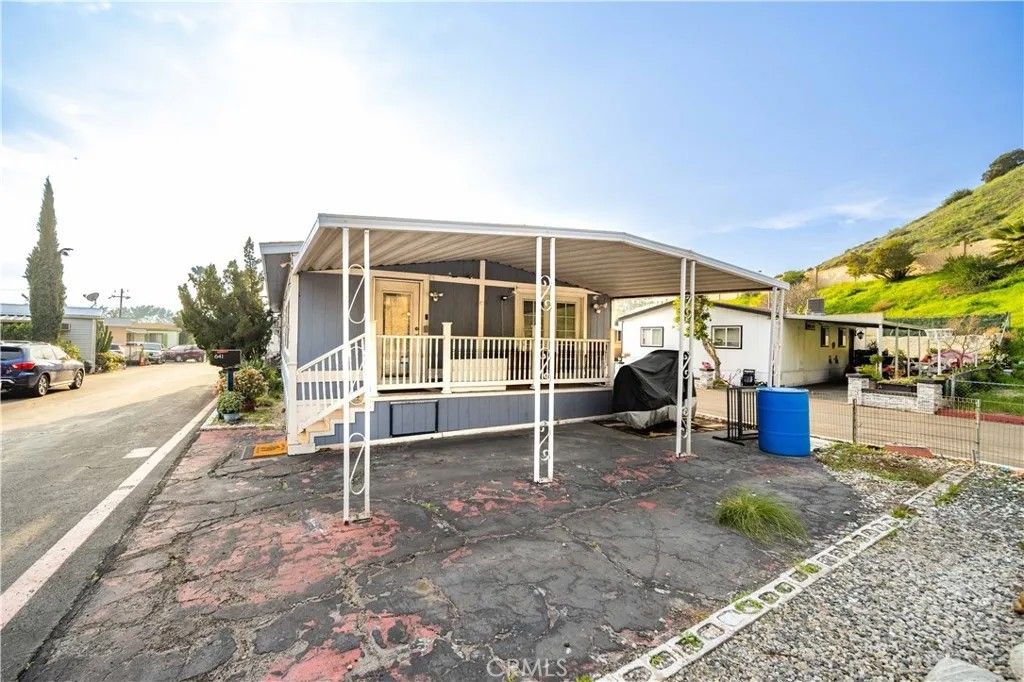 Photo of 12401 Filmore St #641, Sylmar, CA 91342 (MLS # SR26021345)