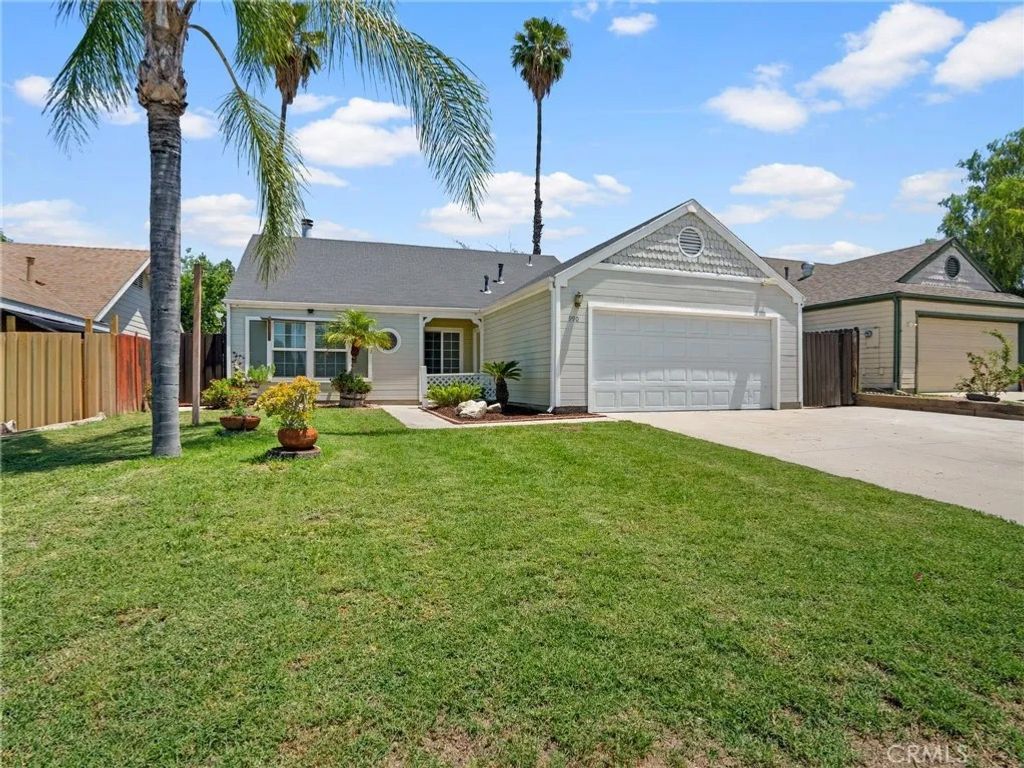 Photo of 990 Torrey Pine, Colton, CA 92324 (MLS # OC26103064)