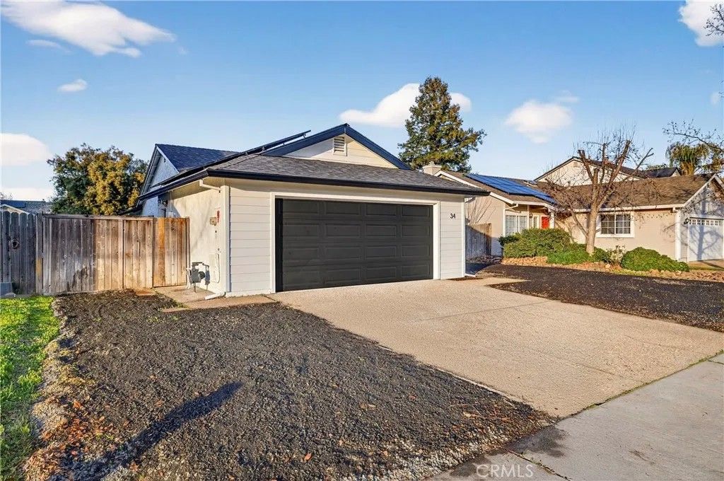 Photo of 34 Garden Park, Chico, CA 95973 (MLS # SN26025191)