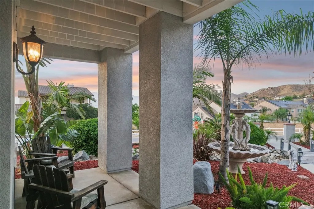 2920 Crestview Drive