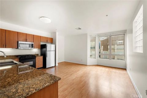 Tiny photo for 1465 C Street #3511, San Diego, CA 92101 (MLS # CV25266674)