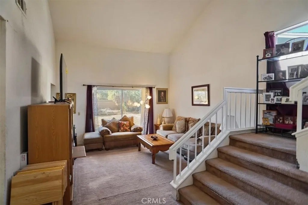 44943 16th East