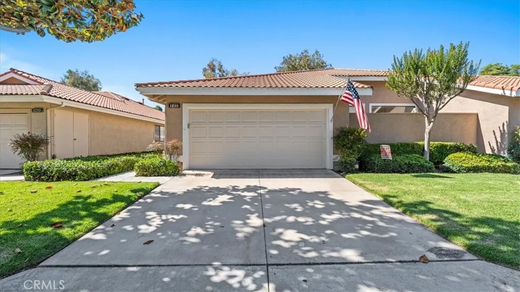 1259 Upland Hills Drive South