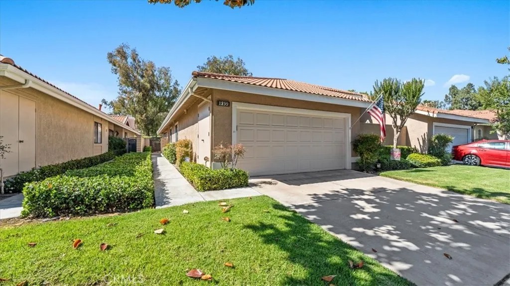 1259 Upland Hills Drive South