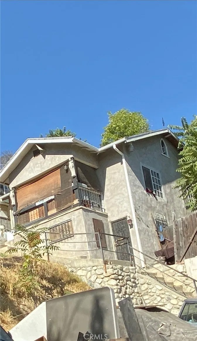 315 Isabel Street