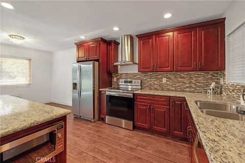 Photo of 3168 Via Vista #C, Laguna Woods, CA 92637 (MLS # OC26008863)