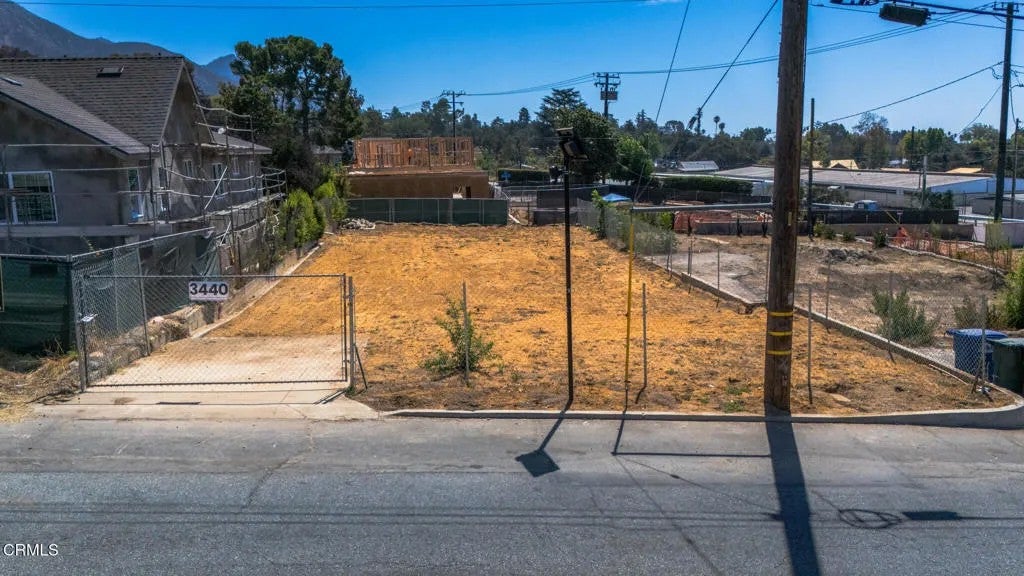 Photo of 3440 Fair Oaks AVE, Altadena, CA 91001 (MLS # P1-29293)