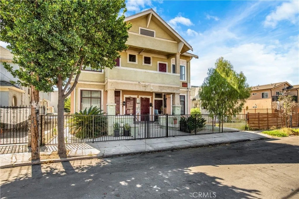 134 E 31st Street