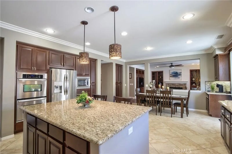 28483 Nautical Point Circle