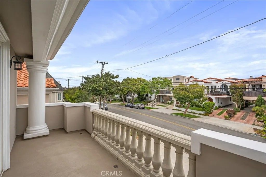 Photo of 217 S Irena Avenue #A, Redondo Beach, CA 90277 (MLS # PV26104706)