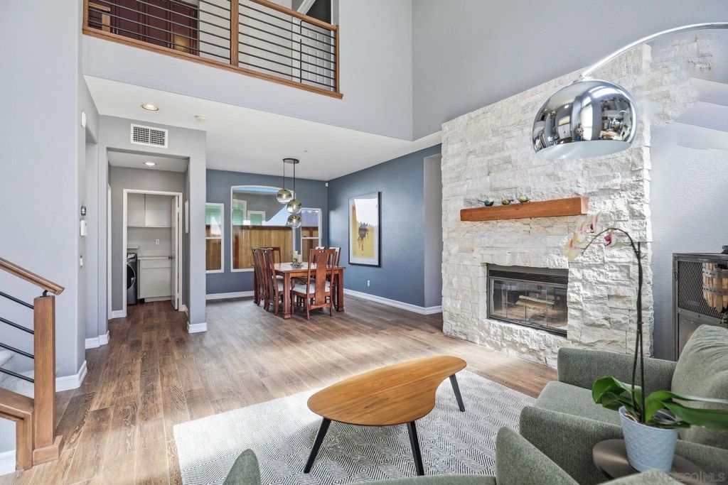 Photo of 2471 Bear Rock Glen, Escondido, CA 92026 (MLS # 260008121)