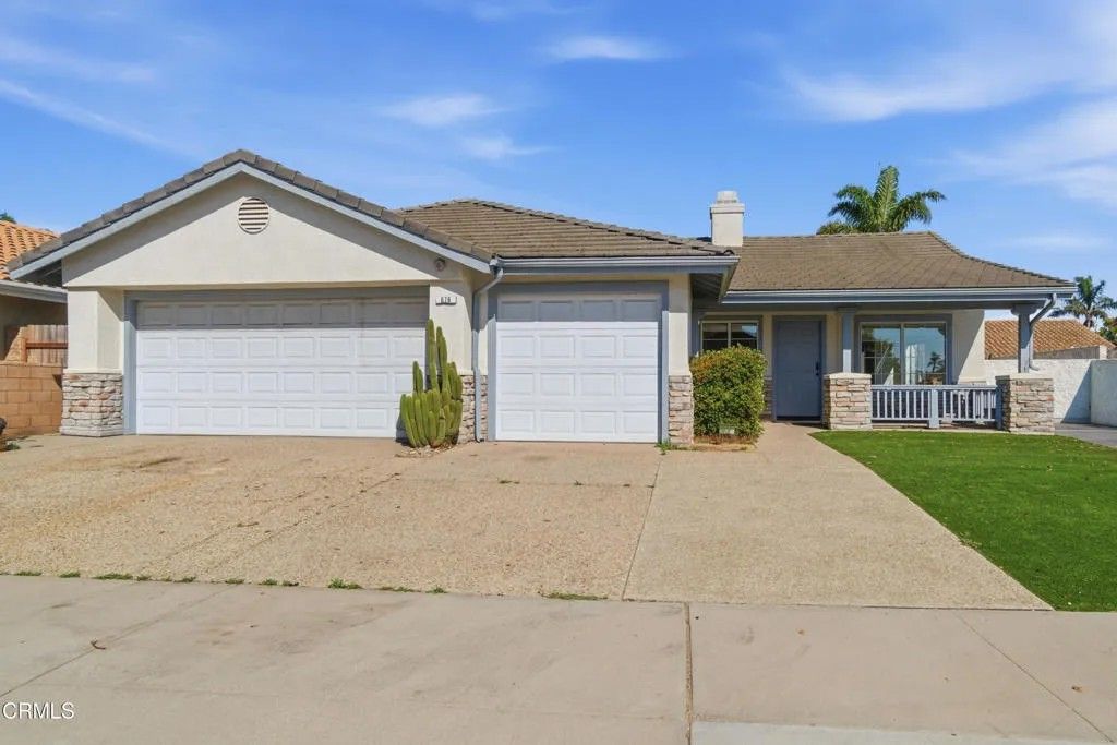 Photo of 676 Snipe Walk, Oxnard, CA 93035 (MLS # V1-35127)