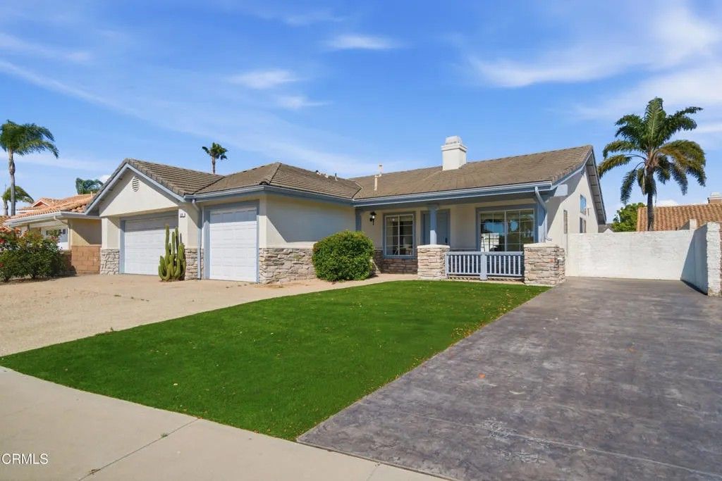Photo of 676 Snipe Walk, Oxnard, CA 93035 (MLS # V1-35127)
