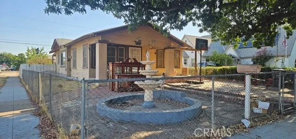 Photo of 4648 E Iowa Ave, Fresno, CA 93702 (MLS # SW26080787)