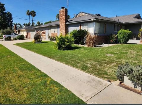Photo of 5419 N Callisch Ave, Fresno, CA 93710 (MLS # CV26052337)