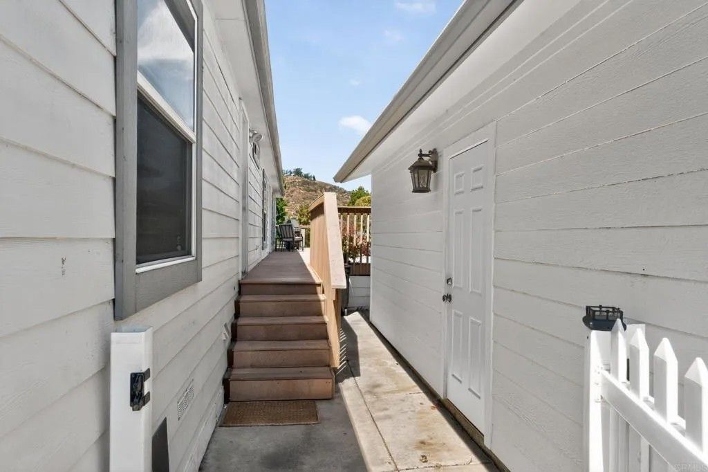 Photo of 4650 Dulin Road #SPC 1, Fallbrook, CA 92028 (MLS # NDP2603011)