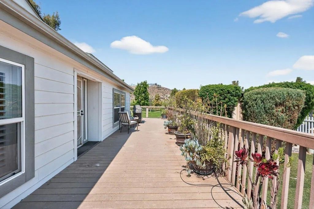 Photo of 4650 Dulin Road #SPC 1, Fallbrook, CA 92028 (MLS # NDP2603011)