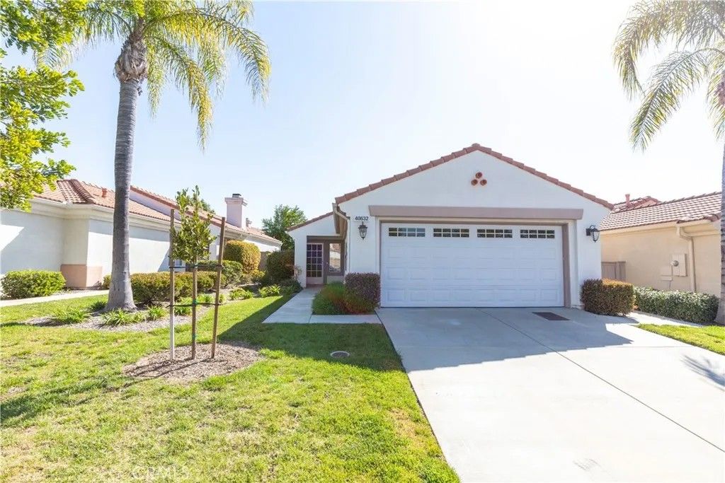 Photo of 40632 Corte Albara, Murrieta, CA 92562 (MLS # SW26024581)