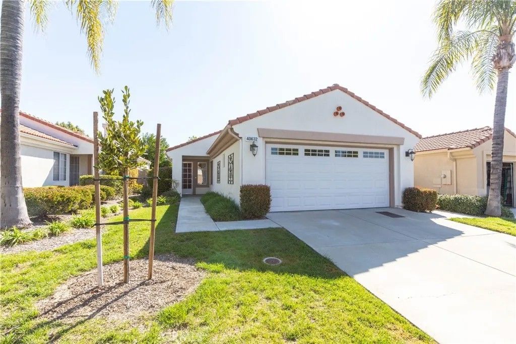 Photo of 40632 Corte Albara, Murrieta, CA 92562 (MLS # SW26024581)