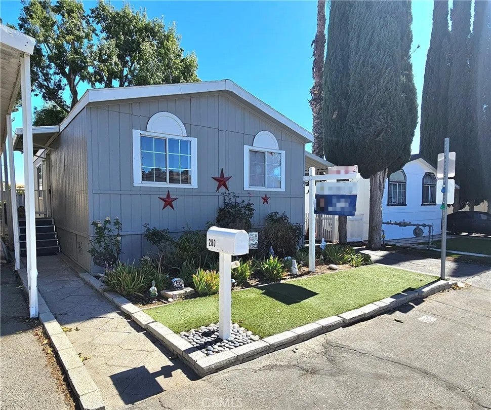 29021 Bouquet Canyon 280