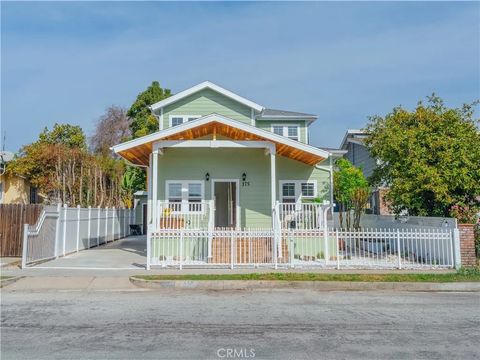 Photo of 175 E Villa St, Pasadena, CA 91103 (MLS # PF26023013)