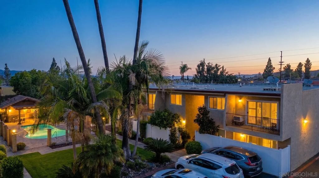 Photo of 930 Peach Ave #25, El Cajon, CA 92021 (MLS # 260013304)