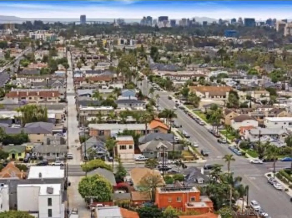 1940 Mission Avenue