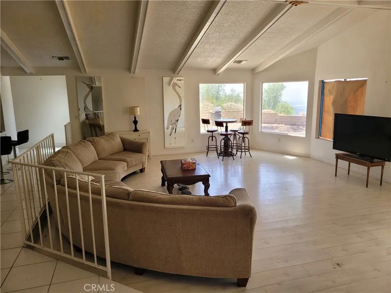 9350 Scenic Lane