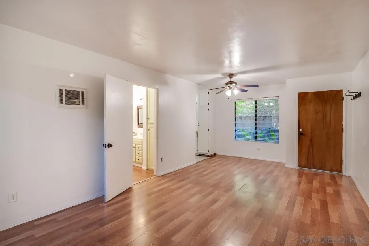 6725 Mission Gorge Rd 101B