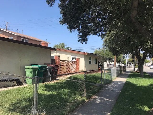 1115 E Saint Gertrude Place