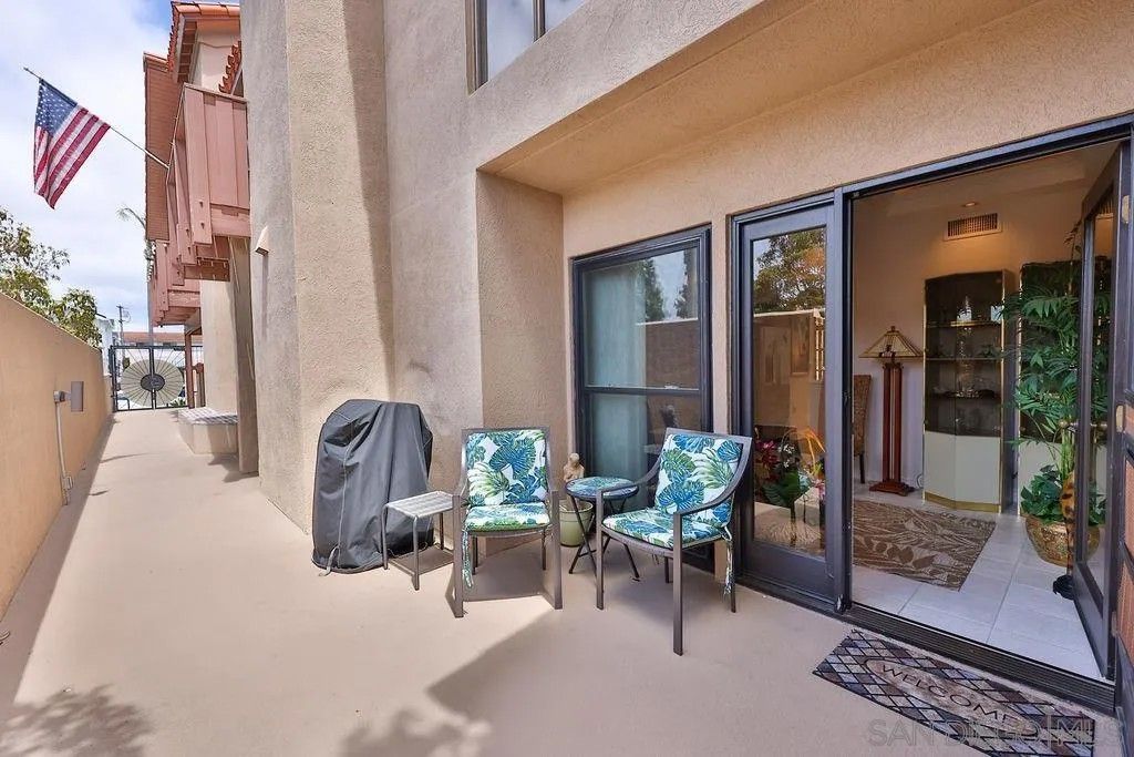 Photo of 835 D Ave #4 Ave, Coronado, CA 92118 (MLS # 260002991)