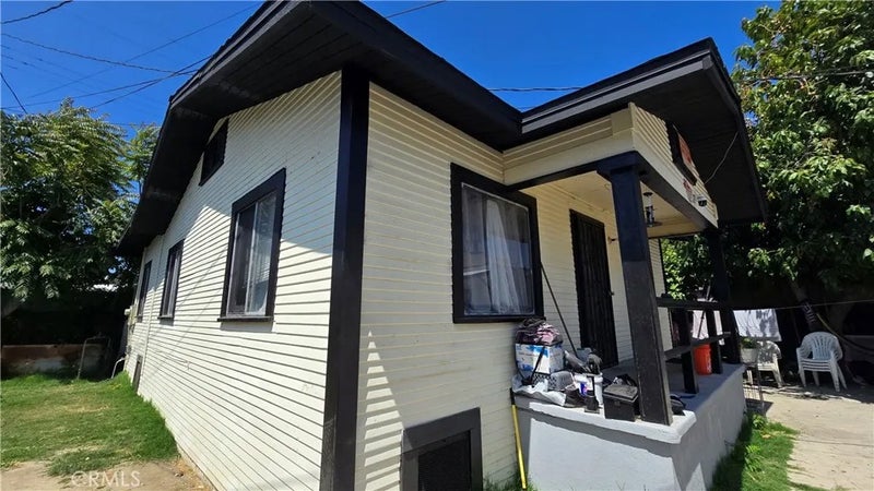 1247 W 62nd