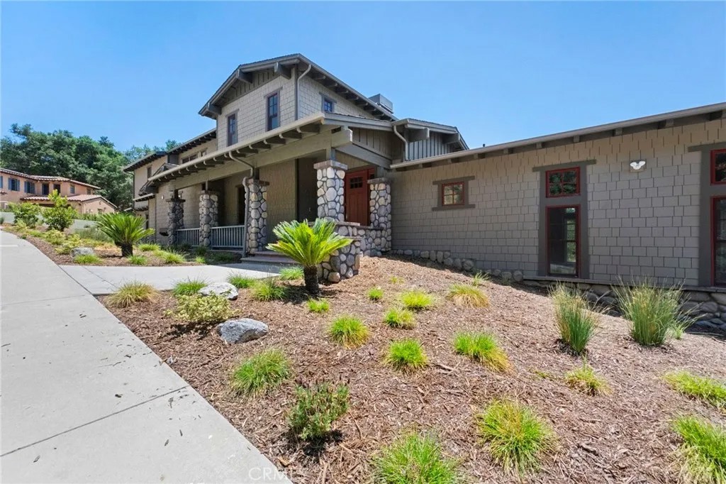 600 Baldwin Court