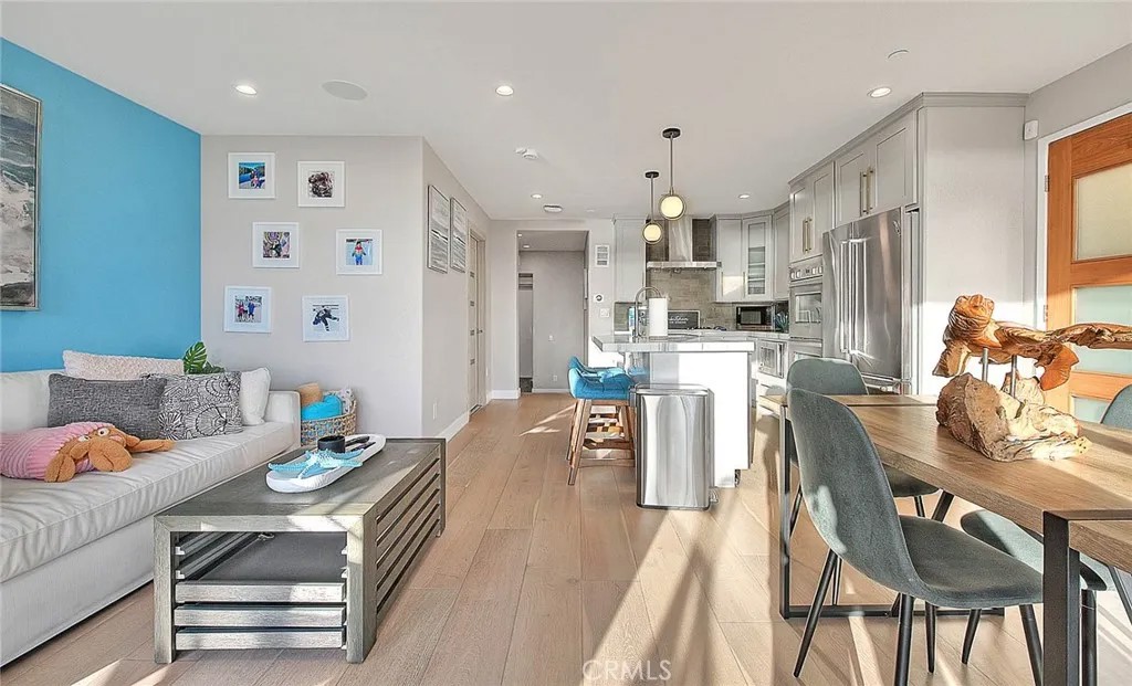 99 Surfside