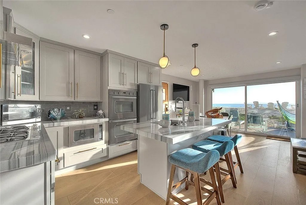 99 Surfside